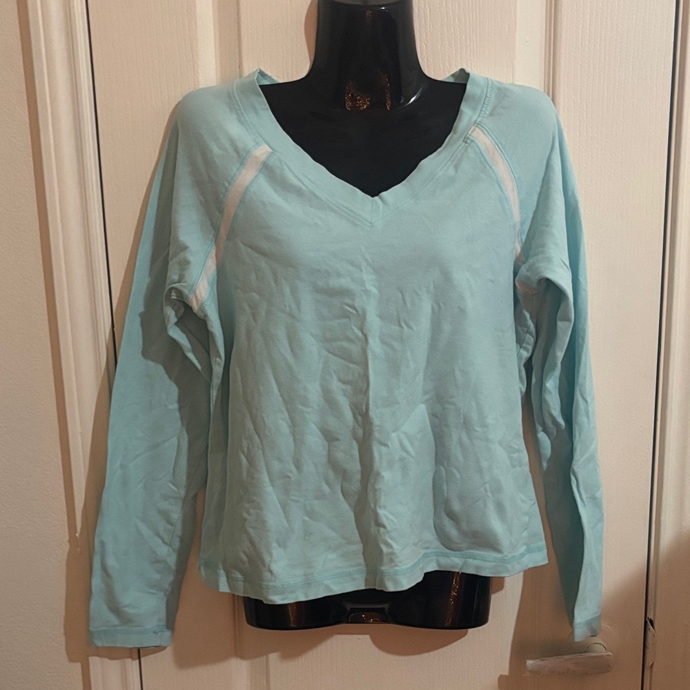 Tek Gear Women's Aqua V-Neck Sweatshirt